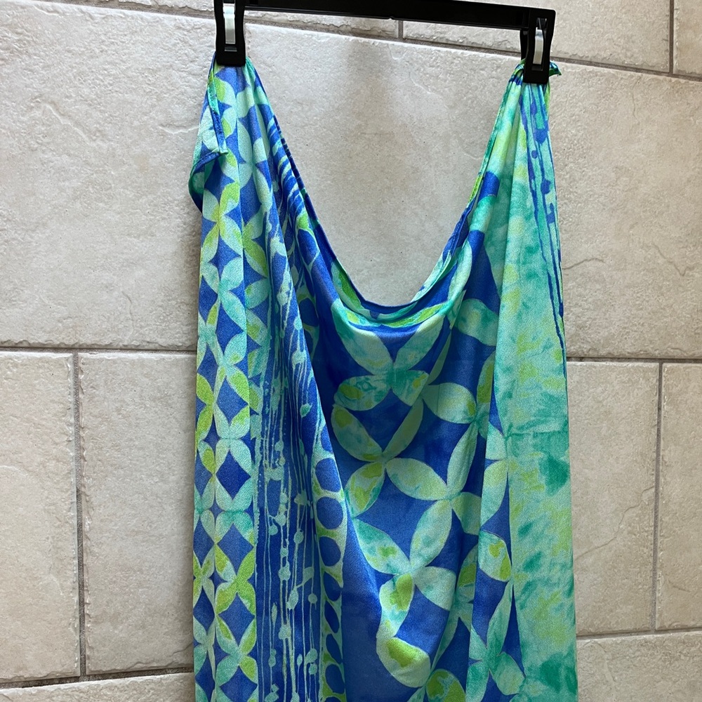 Tara Grinna sarong or scarf..